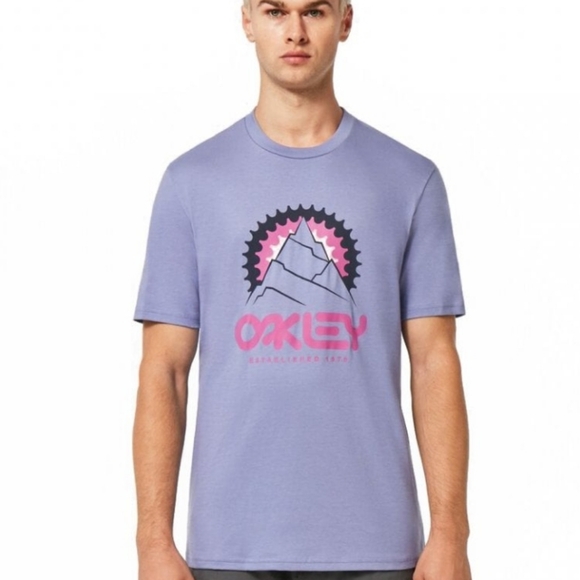 Oakley Other - Oakley Mountains Out Tee Shirt Sz M